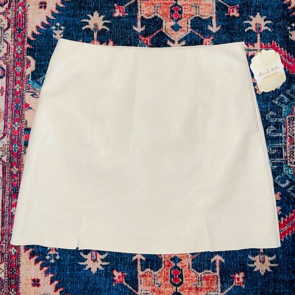 ALTARD STATE IVORY FAUX LEATHER SKIRT - Picture 1 of 4